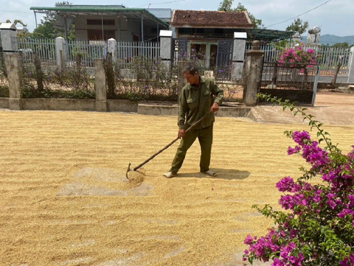 Chi hội trưởng Chi hội cựu chiến binh gương mẫu trong công tác ở Cư Mốt
